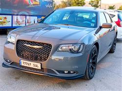 کرایسلەر 300